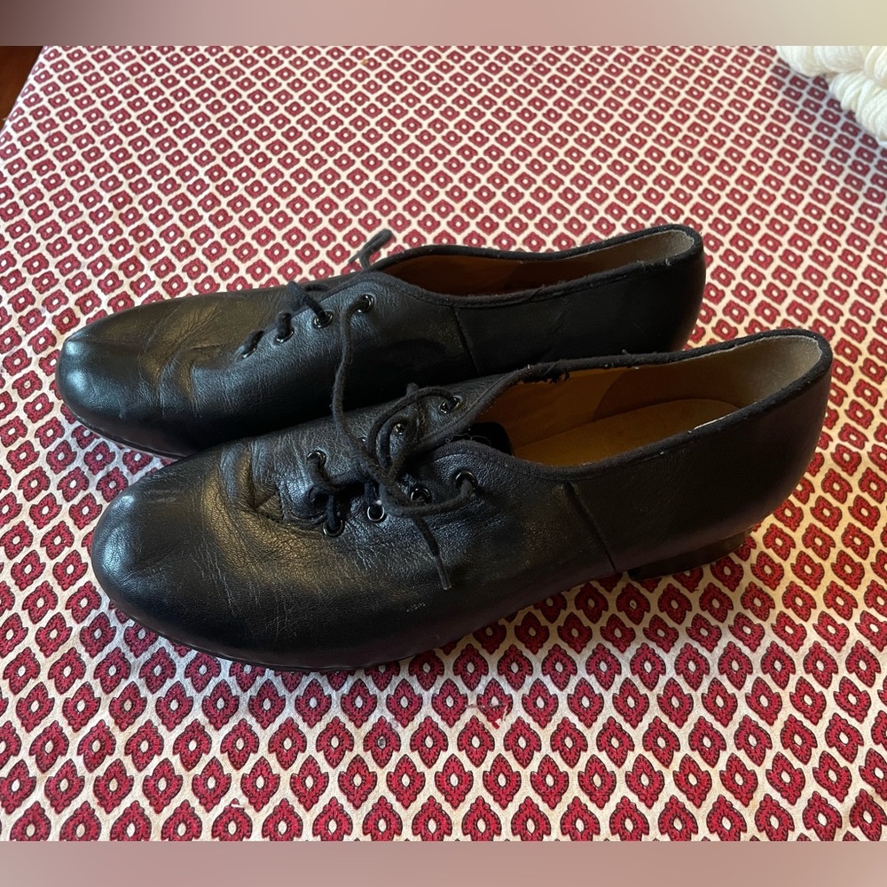 Bloch Ladies Leather Tap Shoes w/ Techno Tap Toe and Heel
